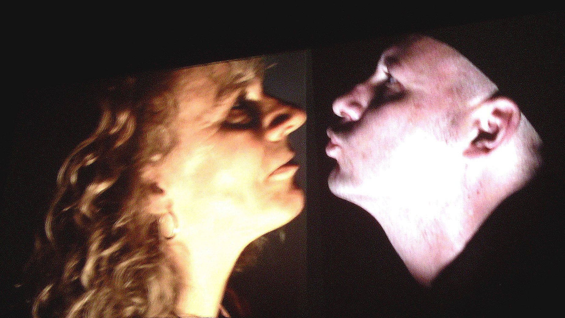 The Big Kiss, Telematic Installation, Over the Opening/Brooklyn, performed by Annie Abrahams & Mark RiverIf, Annie Abrahams (2007)